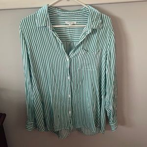 Beachlunchlounge green striped button down